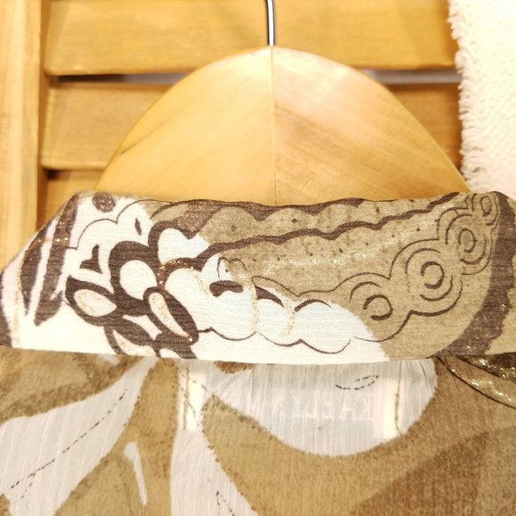 Kaelyn-Max Sheer button down - Picture 11 of 13